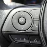 2023 TOYOTA RAV4 2.5 L HAYBRID , 4WD , OPENABLE SUNROOF - Thumbnail 13