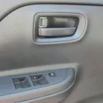 MITSUBISHI L200 , PICK UP , DOUBLE CAB , 2.4L DIESEL , 4WD , AUTOMATIC TRANSMISSION , 2023MY - Thumbnail 8