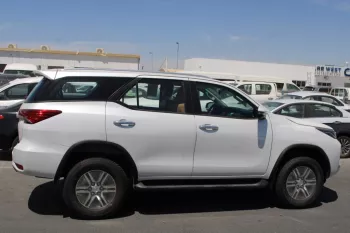 LHD - TOYOTA FORTUNER 2.7L PETROL 2023 4WD GX-2 AUTO
