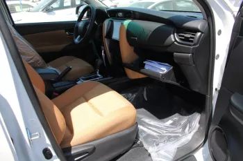 LHD - TOYOTA FORTUNER 2.7L PETROL 2023 4WD GX-2 AUTO
