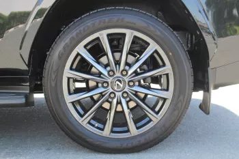 LEXUS LX 600 F SPORT PETROL 3.5L BLACK 5 SEATER 2023