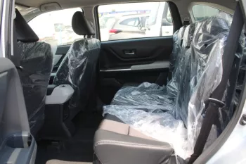 LHD - TOYOTA VELOZ 1.5L 2023 PETROL GLX AUTO