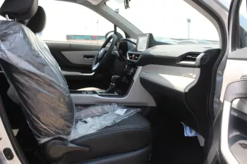 LHD - TOYOTA VELOZ 1.5L 2023 PETROL GLX AUTO