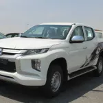 MITSUBISHI L200 2.4L 4X4 DOUBLE CABIN MANUAL TRANSMISSION PETROL 2022 MODEL - Thumbnail 2