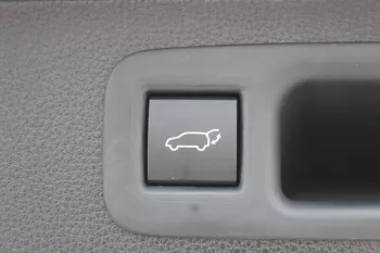 2023 TOYOTA HIGHLANDER GLE HYBRID 2.5L