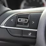 LHD – SUZUKI VITARA 2023 1.5L HYBRID 2WD GLX AUTO - Thumbnail 10
