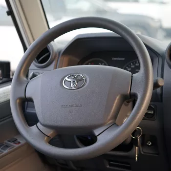 Toyota Land Cruiser Pick up 4.2Ltr Diesel 2022 White Color