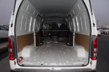 LHD - TOYOTA HIACE PANEL VAN 2.7 L PETROL 3 SEATER HR STD MT