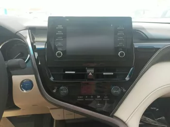 TOYOTA CAMRY 2.5L HYBRID GLE BLACK INSIDE BEIGE 2023