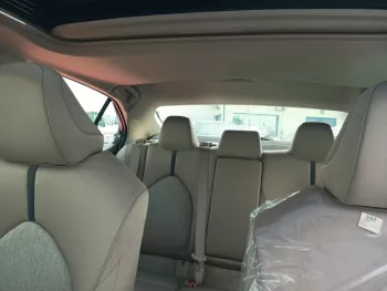 TOYOTA CAMRY 2.5L HYBRID GLE BLACK INSIDE BEIGE 2023