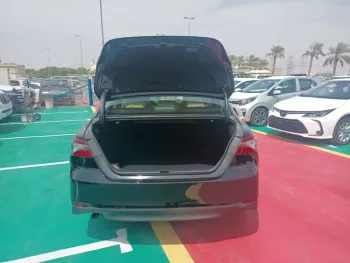 TOYOTA CAMRY 2.5L HYBRID GLE BLACK INSIDE BEIGE 2023
