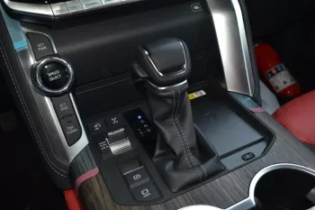 2022 MODEL TOYOTA LC300 VXR+ V6 4.0L PETROL AT