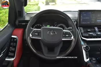 2022 MODEL TOYOTA LC300 VXR+ V6 4.0L PETROL AT