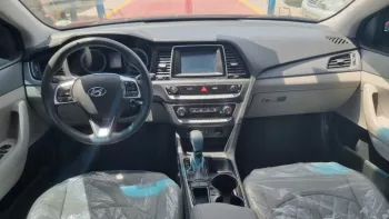 HYUNDAI SONATA 2019 RED 32811KM 2.4L