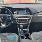 HYUNDAI SONATA 2019 RED 32811KM 2.4L - Thumbnail 11