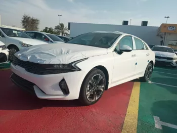 KIA K5 2.0L PETROL AT FWD PANAROMIC AW PSEAT
