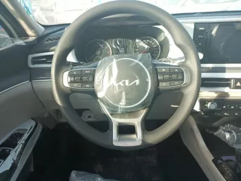 KIA K5 2.0L PETROL AT FWD PANAROMIC AW PSEAT