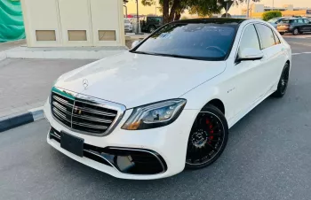 GRADE 4.5A S560L 2018 S65 AMG KIT KCHAUFFEUR EDITION ONLY 48000 KILOMETERS DONE FRESH JAPAN IMPORT