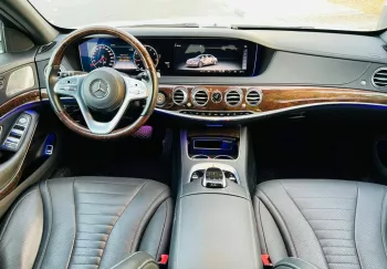 GRADE 4.5A S560L 2018 S65 AMG KIT KCHAUFFEUR EDITION ONLY 48000 KILOMETERS DONE FRESH JAPAN IMPORT