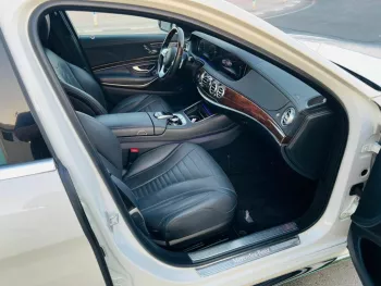 GRADE 4.5A S560L 2018 S65 AMG KIT KCHAUFFEUR EDITION ONLY 48000 KILOMETERS DONE FRESH JAPAN IMPORT