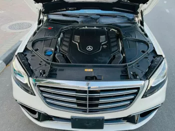 GRADE 4.5A S560L 2018 S65 AMG KIT KCHAUFFEUR EDITION ONLY 48000 KILOMETERS DONE FRESH JAPAN IMPORT