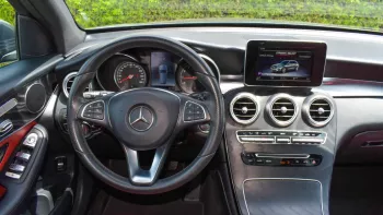 Mercedes Benz GLC 300 2018 73,000 kilometers 2.0l
