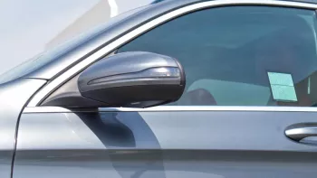 Mercedes Benz GLC 300 2018 73,000 kilometers 2.0l
