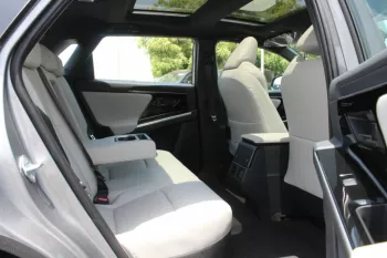 2023 TOYOTA BZ4X, 4X2, FWD, (EV)