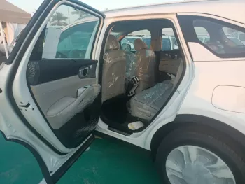 KIA SORENTO 2.5L AT PETROL MODEL 2023 PANOROMIC
