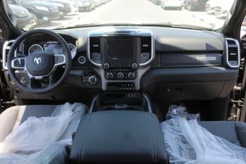 2023 DODGE BIGHORN 5.7L 4X4 A/T PRL