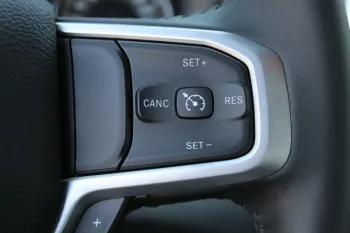2023 DODGE BIGHORN 5.7L 4X4 A/T PRL