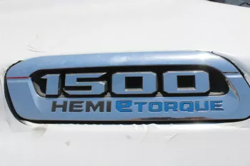 2023 DODGE BIGHORN 5.7L 4X4 A/T PRL