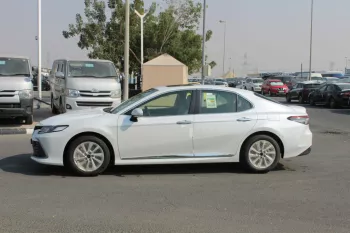 2023 TOYOTA CAMRY GLE 2.5L AT PRL