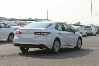 2023 TOYOTA CAMRY GLE 2.5L AT PRL