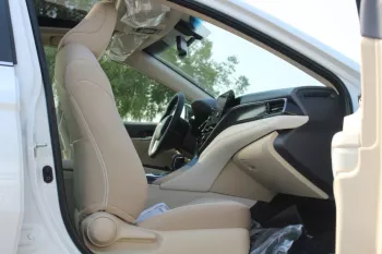 2023 TOYOTA CAMRY GLE 2.5L AT PRL