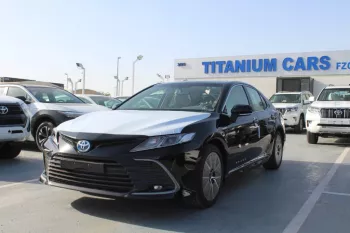 TOYOTA CAMRY GLE 2.5L HYBRID FWD
