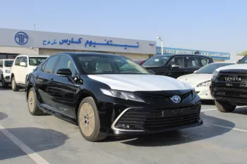 TOYOTA CAMRY GLE 2.5L HYBRID FWD