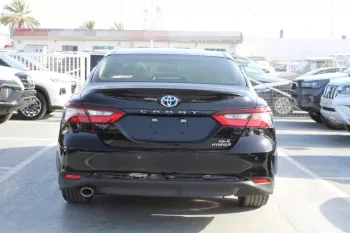 TOYOTA CAMRY GLE 2.5L HYBRID FWD