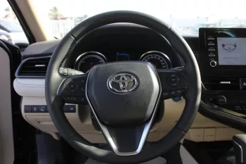 TOYOTA CAMRY GLE 2.5L HYBRID FWD