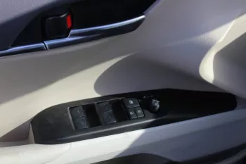 TOYOTA CAMRY GLE 2.5L HYBRID FWD