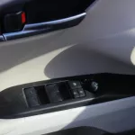 TOYOTA CAMRY GLE 2.5L HYBRID FWD - Thumbnail 15