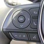 TOYOTA CAMRY GLE 2.5L HYBRID FWD - Thumbnail 16