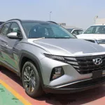 HYUNDAI TUCSON 2.0L PETROL FWD SUV 2023 SILVER - Thumbnail 3