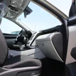HYUNDAI TUCSON 2.0L PETROL FWD SUV 2023 SILVER - Thumbnail 17