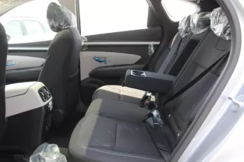 HYUNDAI TUCSON 2.0L PETROL FWD SUV 2023 SILVER