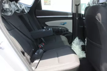 HYUNDAI TUCSON 2.0L PETROL FWD SUV 2023 SILVER