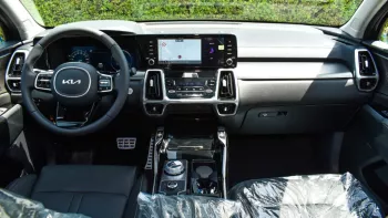 KIA SORENTO 1.6L HYBRID 2023 4WD GREY