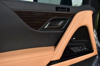 2022 MODEL LEXUS LX600 SIGNATURE V6 3.5L AUTOMATIC TRANSMISSION