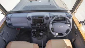 TOYOTA SAFARI TRUCK 4.2L DIESEL MANUAL TRANSMISSION (RHD)