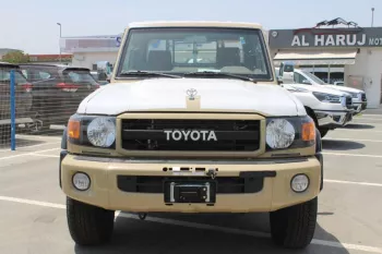 TOYOTA LAND CRUISER PICKUP 4.0L PETROL 4WD 2023 BEIGE